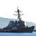 Marine-Kriegsschiff am Morgen immer noch vor Anker