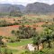 Vinales und Umgebung <br />Blick aus unserem Zimmer im Hotel Los Jazmine über die hügelige Landschaft