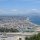 Blick auf den Gibraltar-Airport, die Grenze und die spanische Mittelmeer-Küste