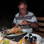 eine riesige Languste wird serviert<br />					
