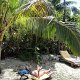 privater Sonnen-Platz vor unserem Fale<br />					