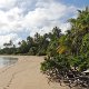 menschenleerer Sandstrand<br />					