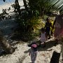 einheimische Familie in unserer Hotelanlage<br />					