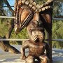 Tonga-Krieger als geschnitzte Holzskulptur<br />					