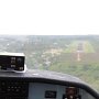 Endanflug auf die Piste von Eua<br />					